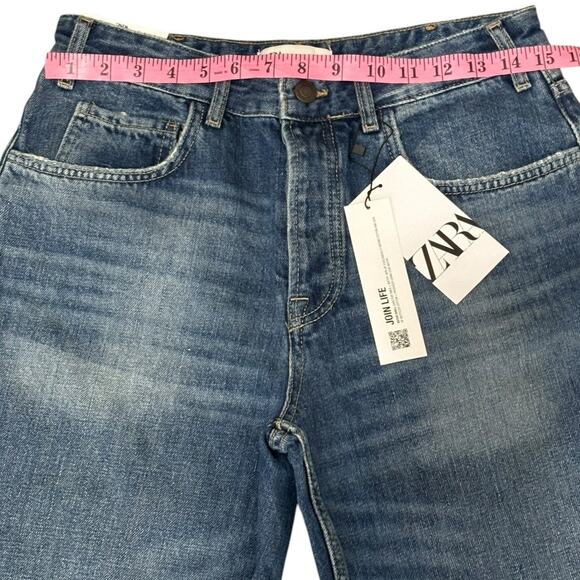 Zara The High Waist Slim Fit Straight Leg Button Fly Jeans Medium Blue SZ 8 NEW - Picture 6 of 12